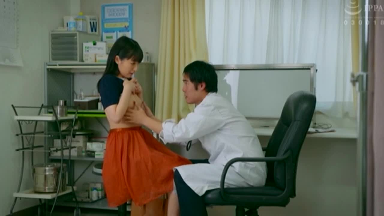 童貞産婦人科医 小心者のボクが勇気を出して初めてのセクハラ診察...thumbnai3