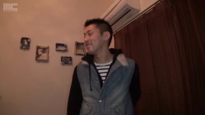 都内一人暮らし ノンケシコリまくってるイケメン大学生のお部屋 | 百合動画